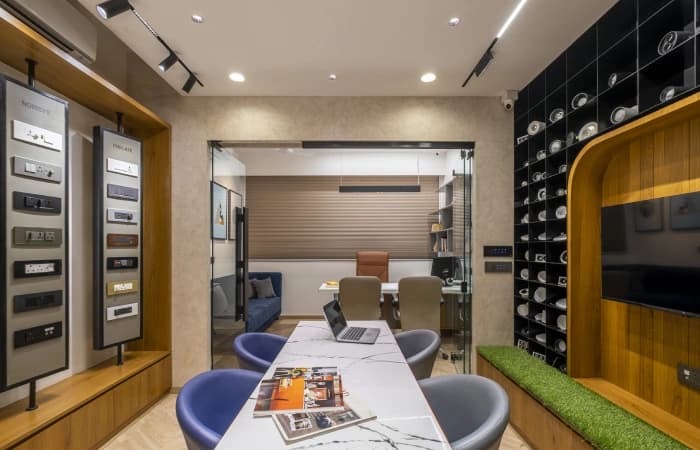 Resilience Enterprise – Experience Center — lighting showcase